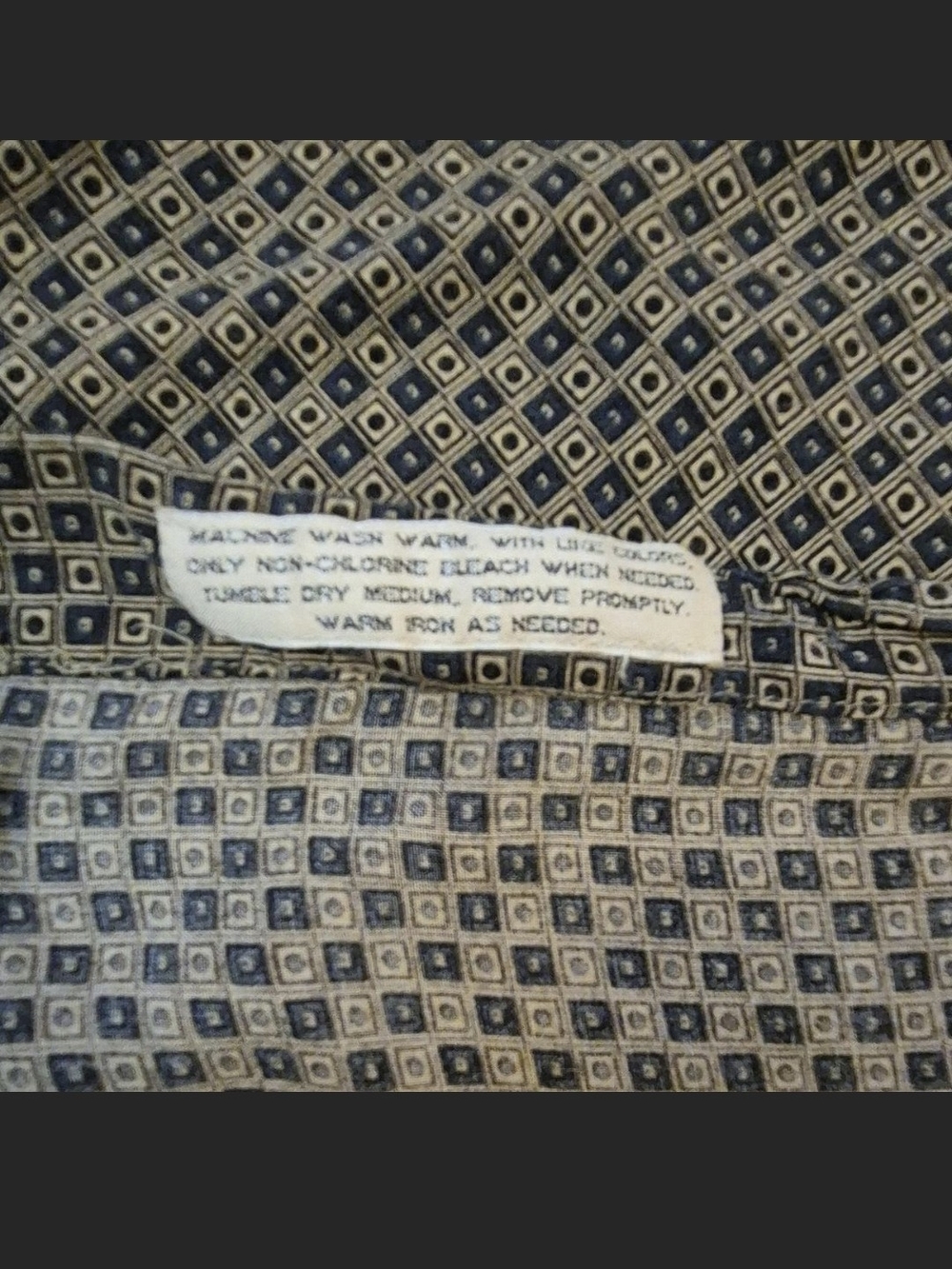 Vintage M.E. Sport 100% Rayon Button Up Shirt Men's Large Geometric Print - Picture 4 of 6